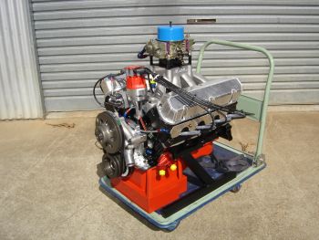 351 Windsor Race Engine